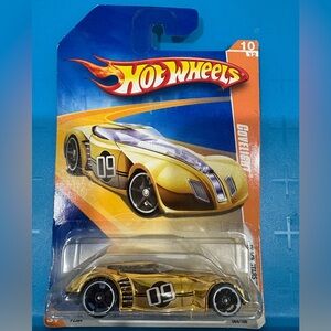 09 Gold Covelight track stars Toy Car